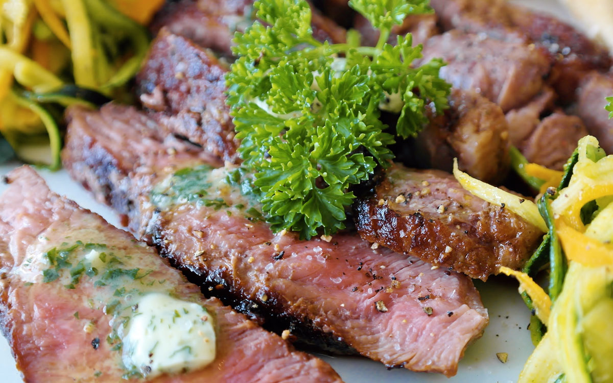Carne exótica marinada